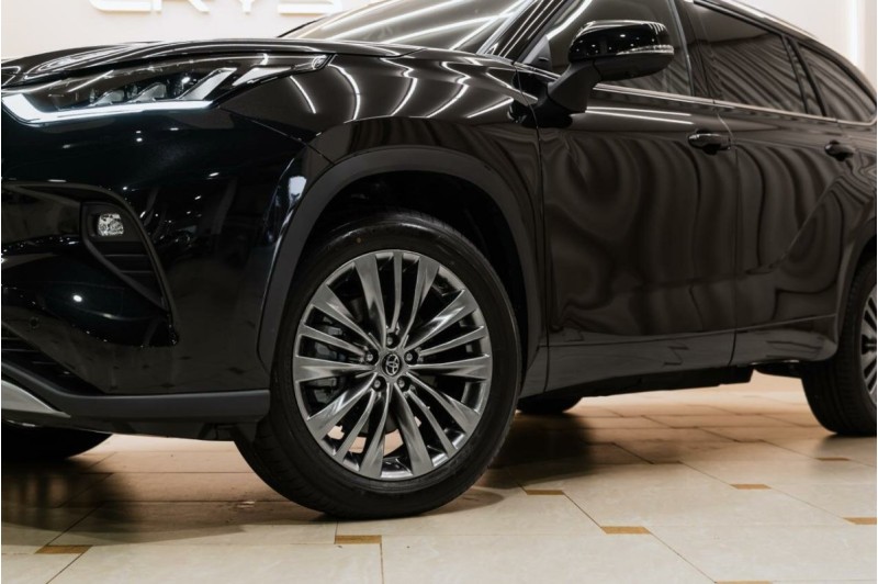Toyota Highlander IV (XU70) — 2026