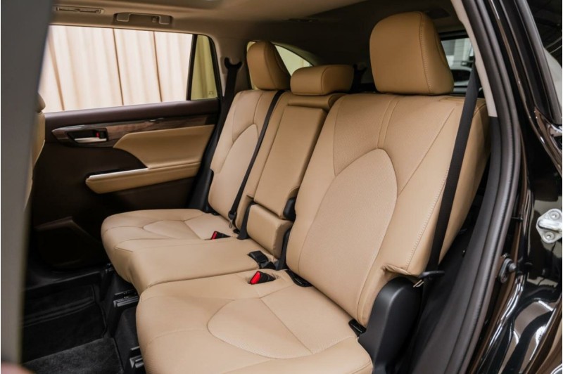 Toyota Highlander IV (XU70) — 2026
