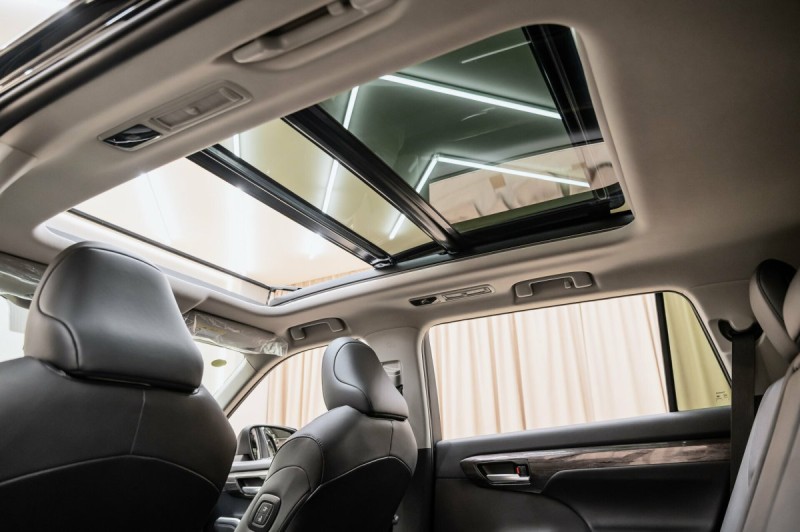 TOYOTA HIGHLANDER IV — 2026