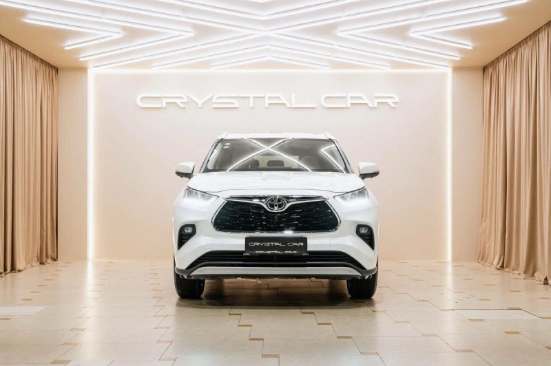 Toyota Highlander IV (XU70) — 2026
