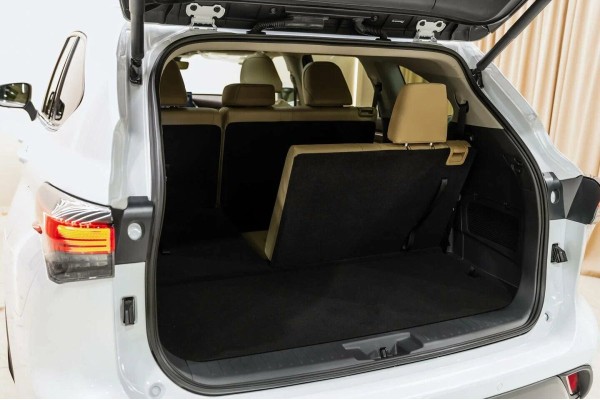 Toyota Highlander IV (XU70) Supreme - 2026