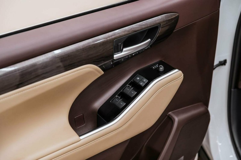 Toyota Highlander IV (XU70) — 2026