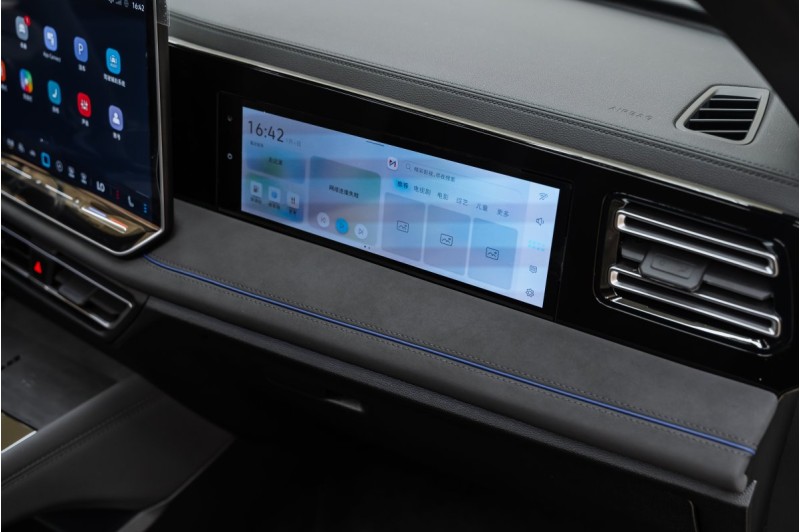 Volkswagen Tiguan III Pro — 2026