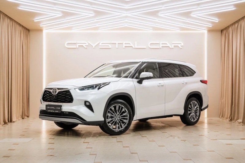 Toyota Highlander IV (XU70) — 2026