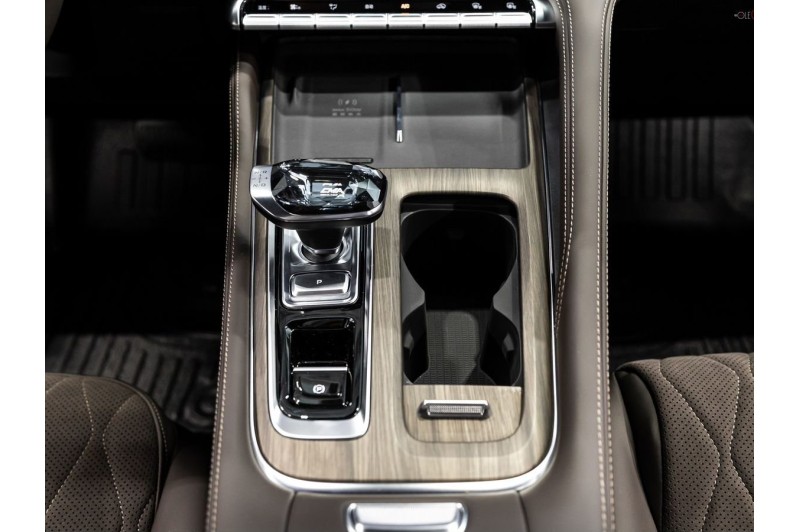 Geely Monjaro Full Moon (Xingyue L) - 2026