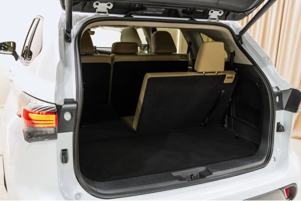 Toyota Highlander IV (XU70) Supreme - 2026