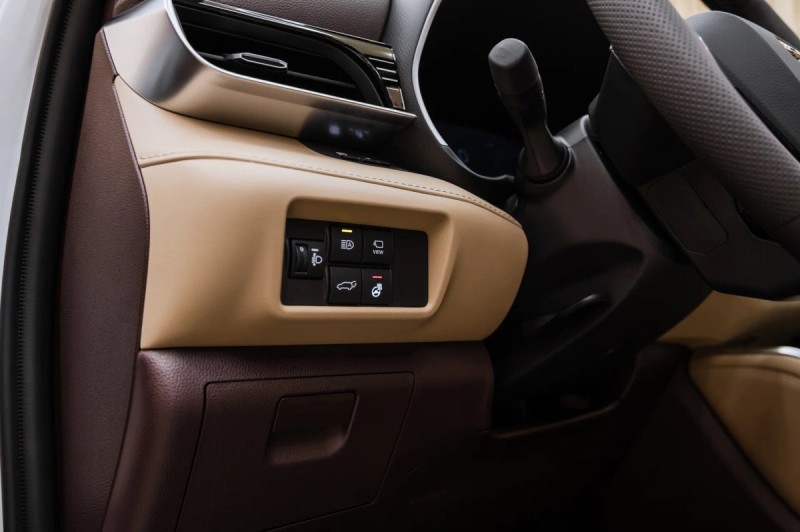 Toyota Highlander IV (XU70) — 2026