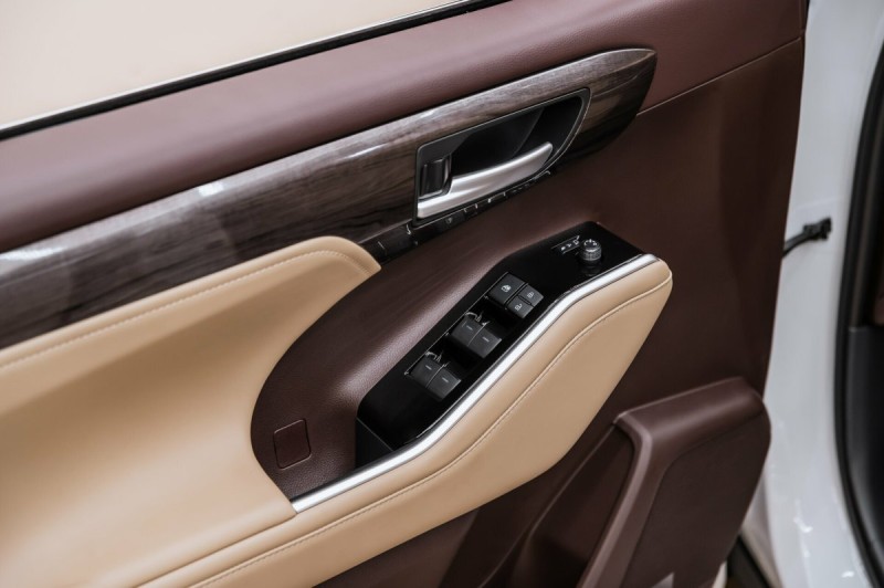 Toyota Highlander IV (XU70) — 2026