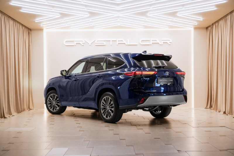 Toyota Highlander IV (XU70) — 2026