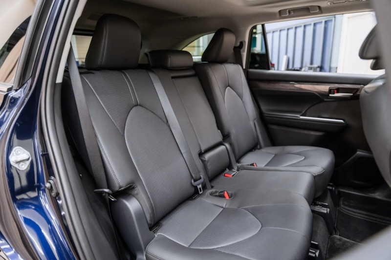 Toyota Highlander IV (XU70) — 2026
