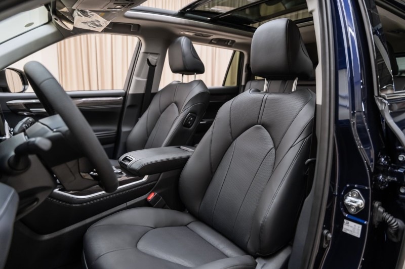 Toyota Highlander IV (XU70) — 2026