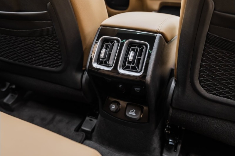 Kia Sorento IV рестайлинг — 2025