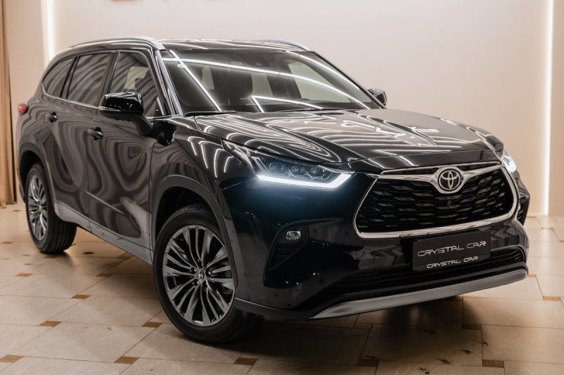 Toyota Highlander IV (XU70) — 2025