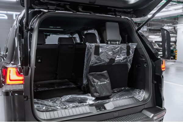2026 Lexus LX Luxury
