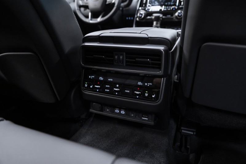 2026 Lexus LX Luxury