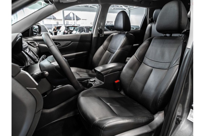 2015 Nissan X-Trail SE Top