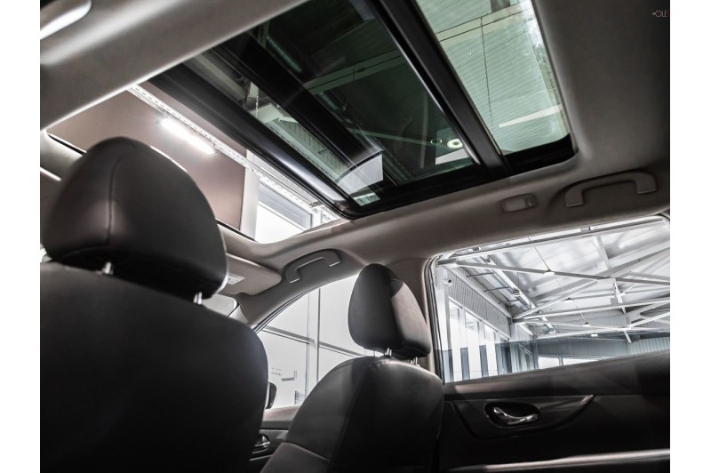 2015 Nissan X-Trail SE Top