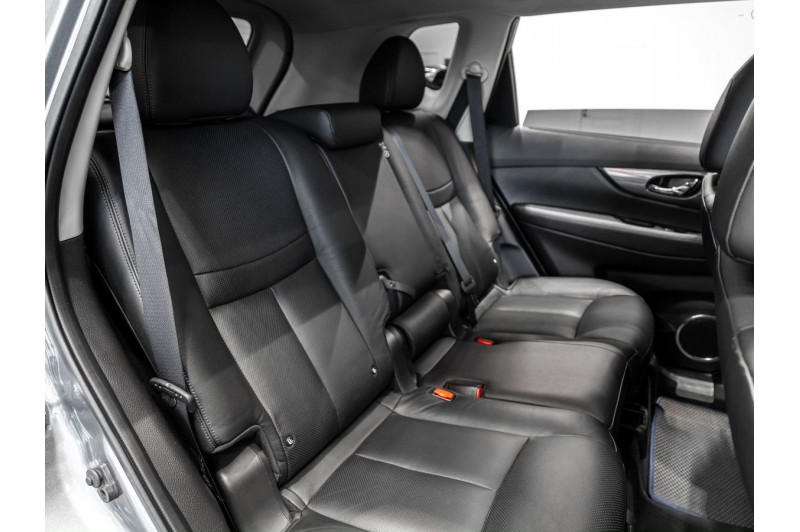 2015 Nissan X-Trail SE Top