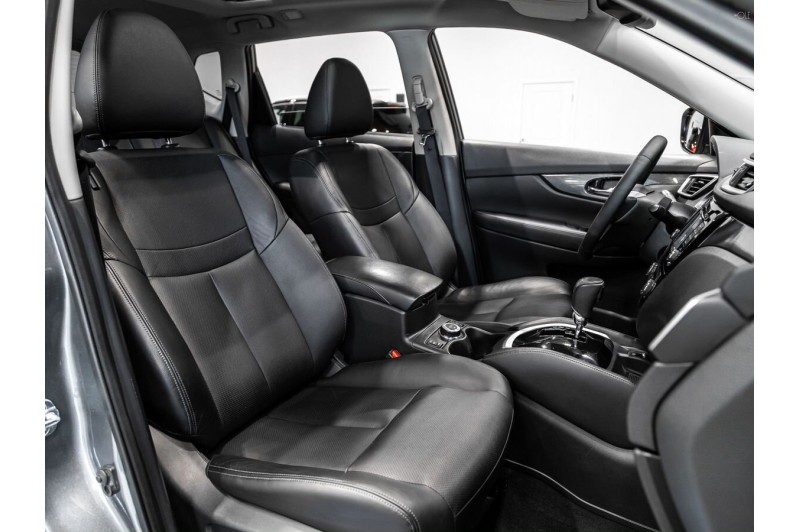 2015 Nissan X-Trail SE Top
