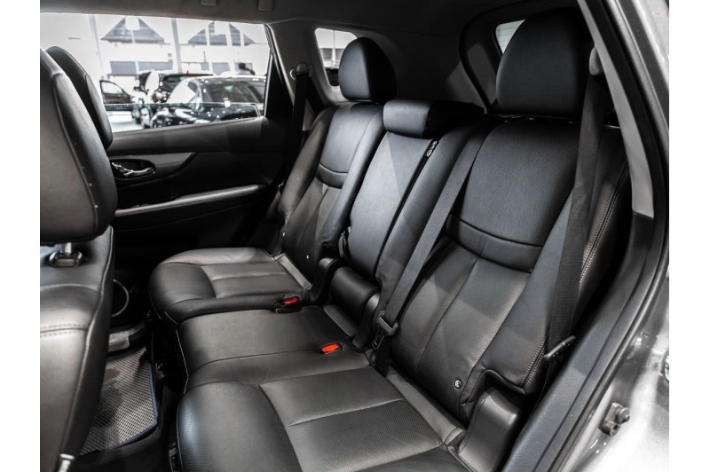 2015 Nissan X-Trail SE Top